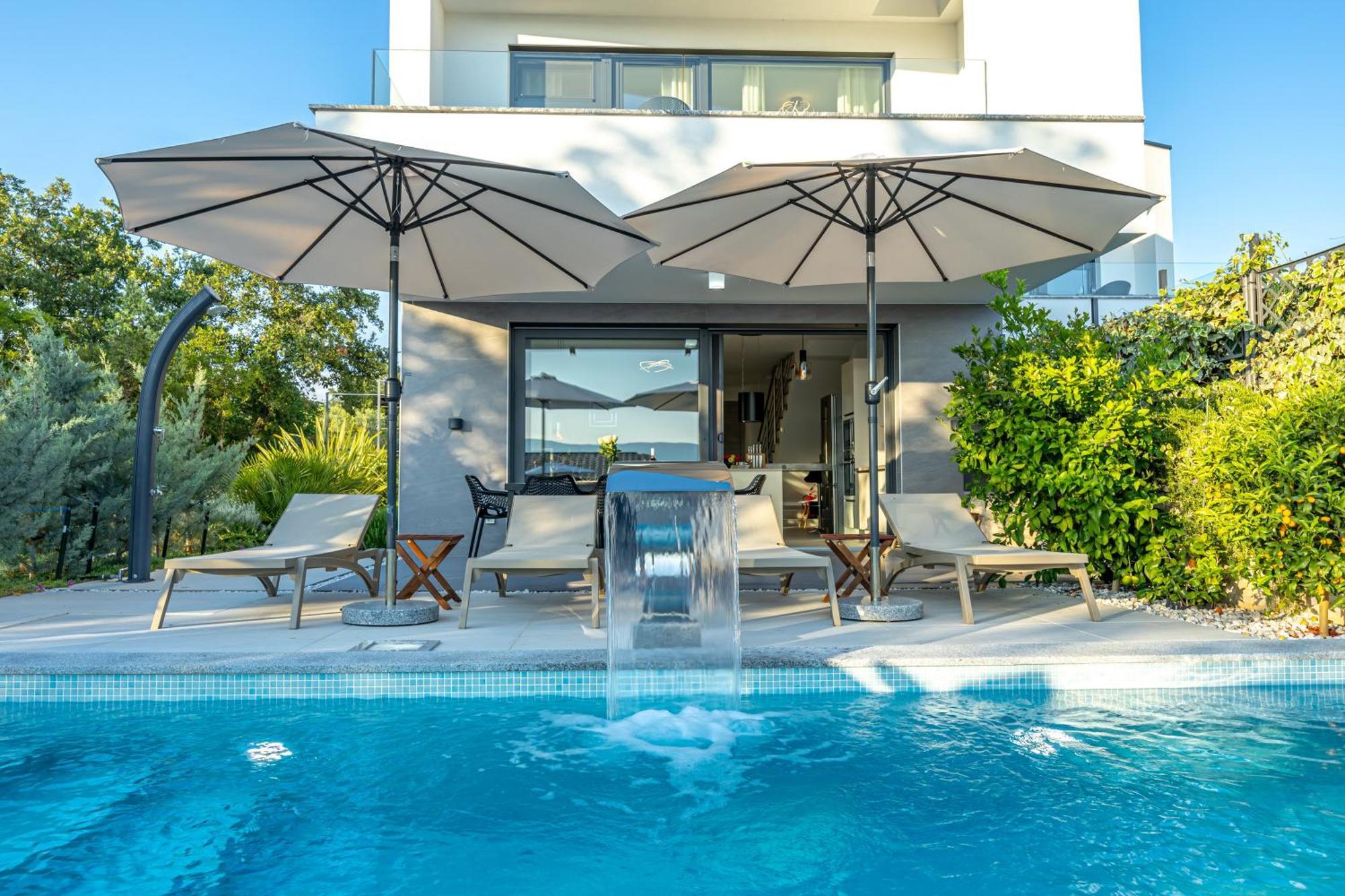 Luxury Villas White Sails Pinezići Exterior foto