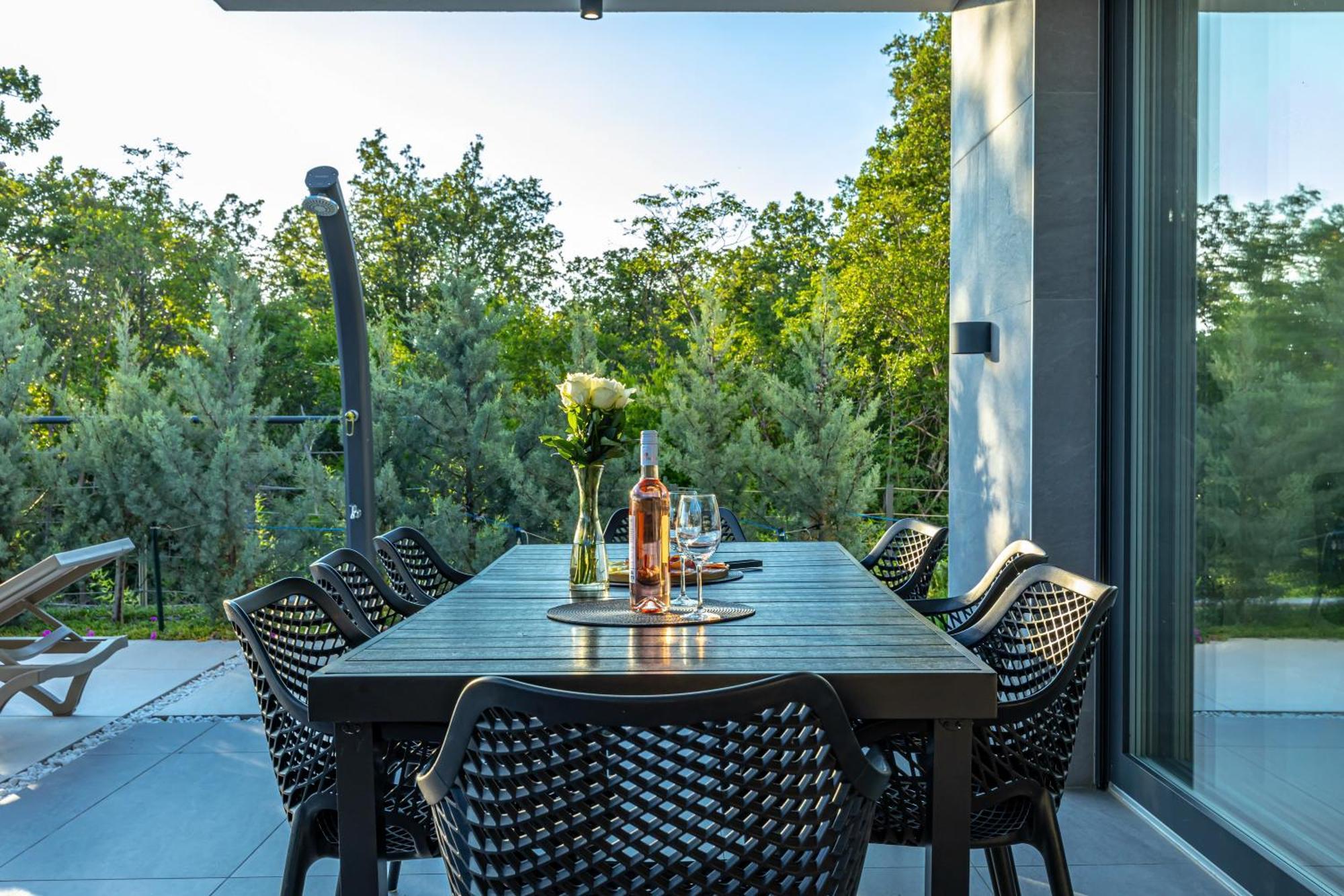 Luxury Villas White Sails Pinezići Exterior foto